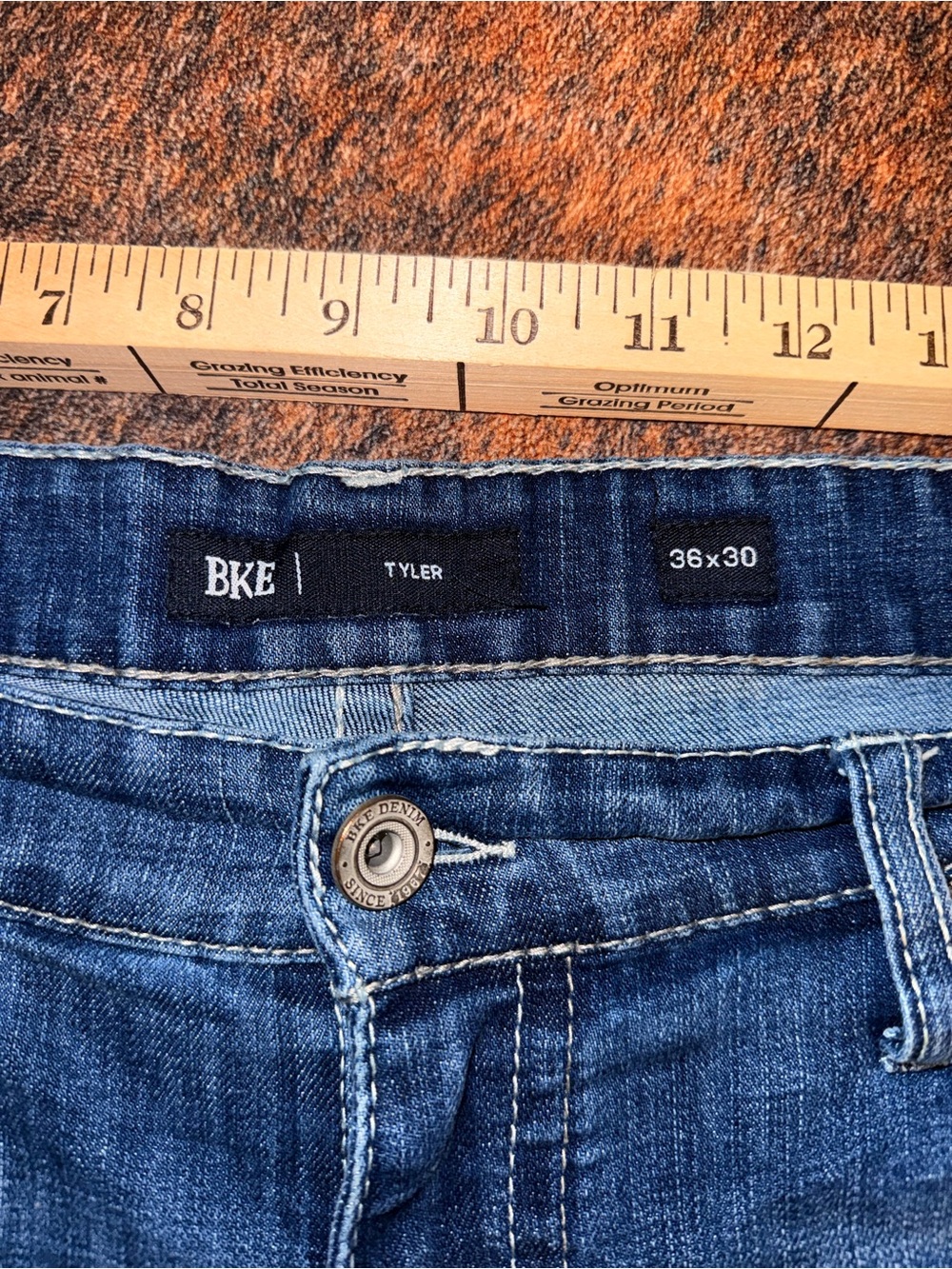 Buckle Men's Blue Denim Jeans - Classic Straight Fit - Picture 4 of 5